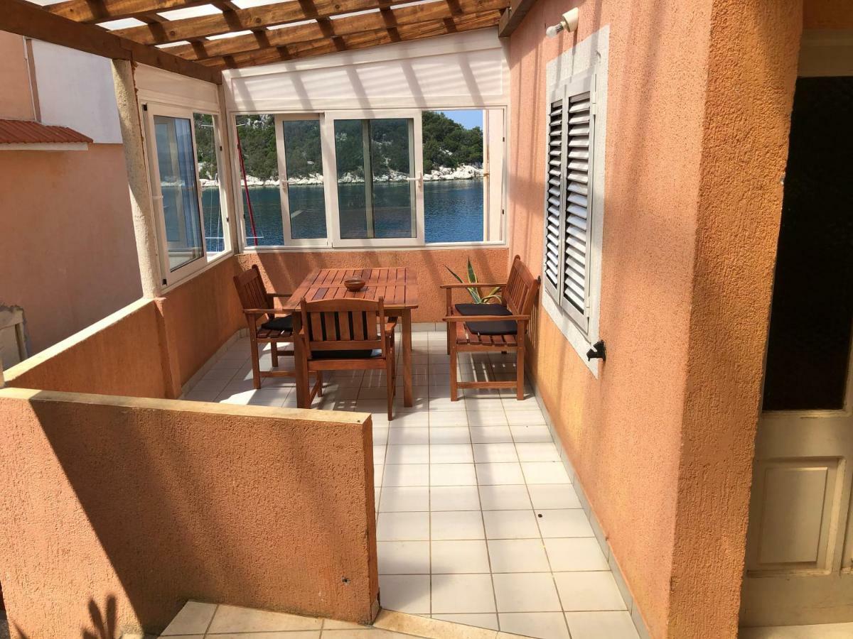 Apartmani Kate Lastovo Exterior foto